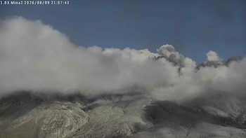 El Servicio Geológico Colombiano mantiene vigilancia sobre el volcán Puracé tras nuevas emisiones de ceniza