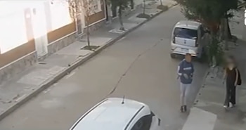 El abusador del Prado se acercaba a adolescentes y les decía que trabajaba como representante de modelos (Captura Telemundo/Canal 12)