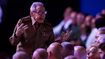 El dictador cubano Raúl Castro reapareció en un acto oficial en La Habana por el centenario de su hermano Fidel