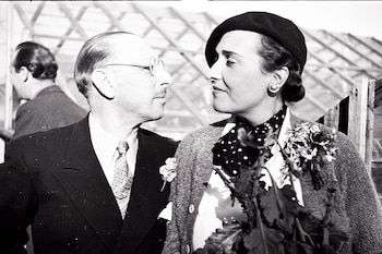 La muestra exhibe fotografías inéditas de Victoria Ocampo con Igor Stravinsky (foto), ilustraciones de Horacio Butler y planos de Alejandro Bustillo