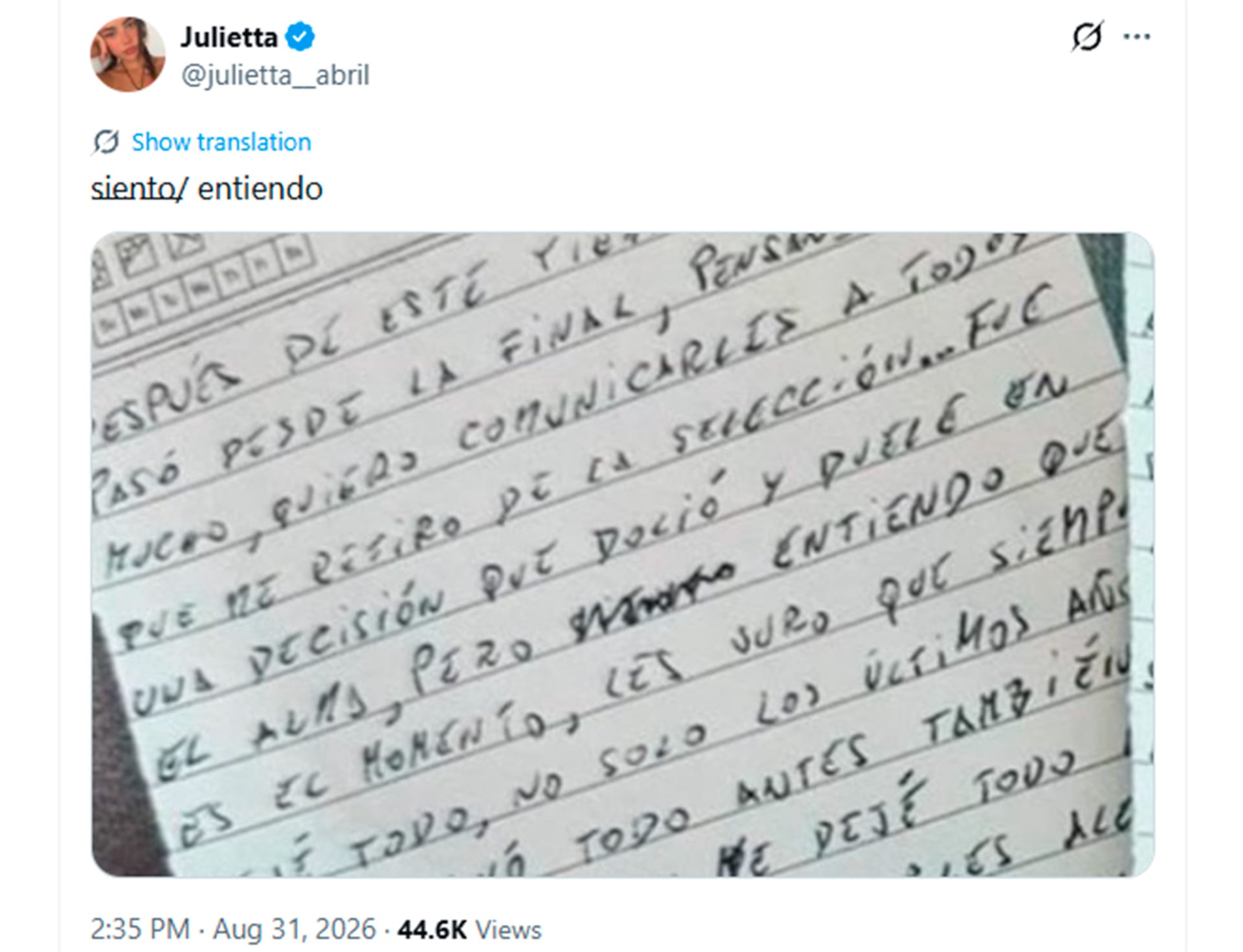 La corrección en una línea clave se volvió el centro de la conversación, porque algunos usuarios en redes identificaron “siento”