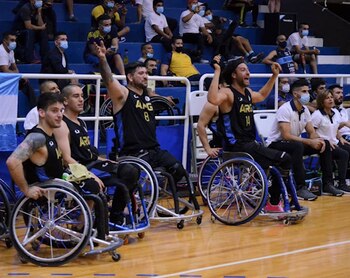 Adolfo Berdún y el seleccionado