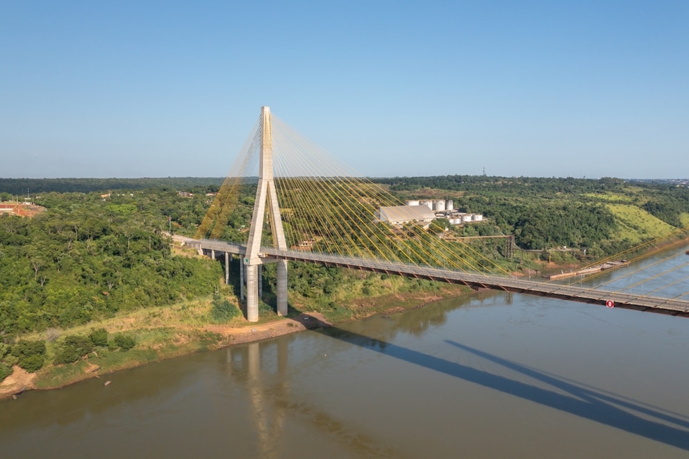 Un nuevo cruce binacional redefine la logística entre Paraguay y Brasil