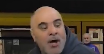 El momento de la detención de Dellecarbonara