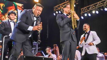 El ‘Tour Vive la Salsa’