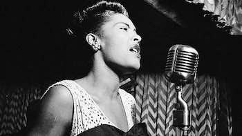 En noviembre de 1934 decidió participar en la tradicional noche para aficionados del Apollo Theater, en Harlem