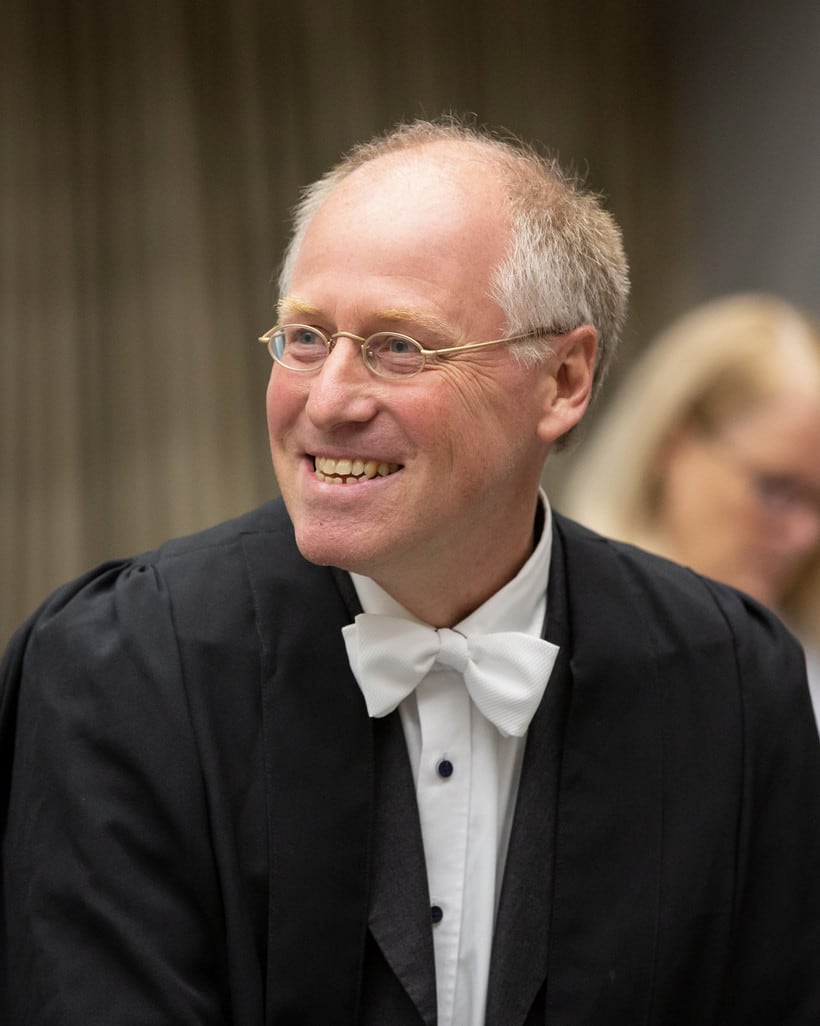 Claus Kreß advirtió que desmontar la JEP y retirar a Colombia de la CPI no extinguiría la competencia de la Corte Penal Internacional sobre hechos cubiertos por el Estatuto de Roma - crédito Universidad de Colonia