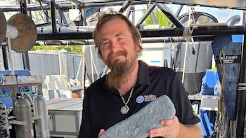 Hallan una barra de plata del galeón Atocha tras más de 400 años bajo el mar y reavivan la búsqueda de su tesoro