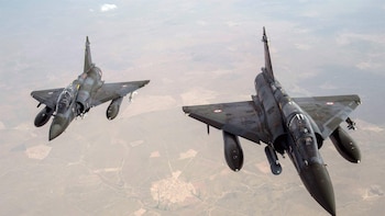 Muere el piloto de un caza de combate estrellado en el este de Francia y buscan al otro tripulante