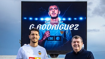 El Valencia refuerza su centro