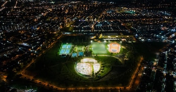 El parque Fontanar del Río en Suba ofrece diversas instalaciones deportivas y amplios espacios para recibir a hinchas y familias durante la Copa del Mundo 2026 - crédito Idrd