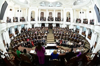La jefa de Gobierno capitalina acude al Congreso de la Ciudad de México para presentar su paquete legislativo. (Foto: jefatura gobierno CDMX)