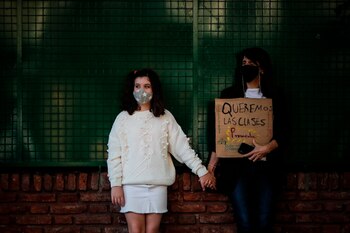 Madre e hija durante una