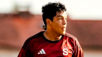 Grimaldo da un paso atrás al unirse a la filial del club de Letná. - Crédito: Sparta Praga