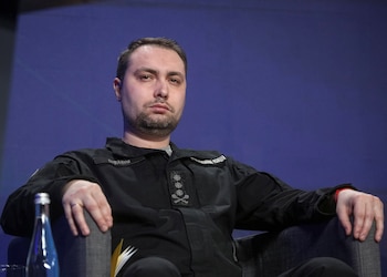 Budanov felicitó públicamente a Kapustin