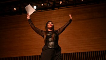 Música, debate y una performance