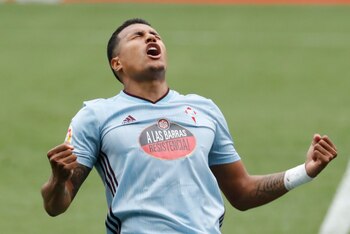 El defensa colombiano del Celta