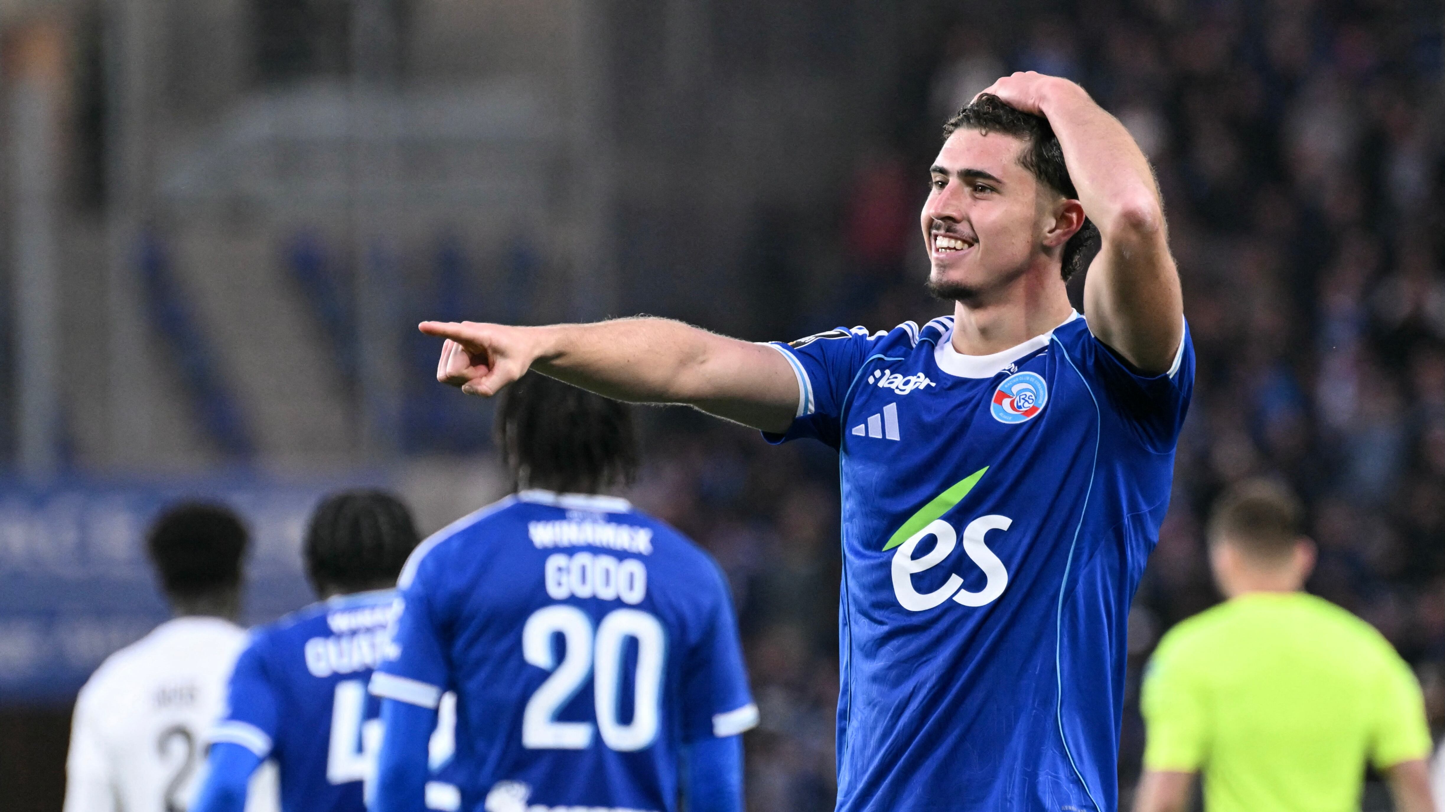 El festejo del cordobés, furor en la Ligue 1 junto con Valentín Barco (Photo by SEBASTIEN BOZON / AFP)