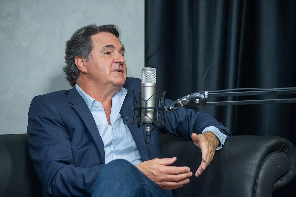 Alberto Battisti, de Cambre: "Me entusiasma más el éxito del producto que el económico"