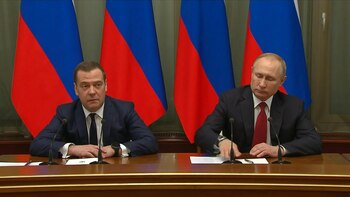 Dimitri Medvedev y Vladimir Putin