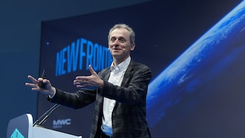 Hispasat (Indra) logra el contrato principal de las redes de tierra del IRIS2 por más de 1.600 millones