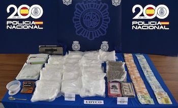 01/09/2026 Varias cantidades de droga y dinero intervenidas al sospechoso.
POLITICA
POLICÍA NACIONAL