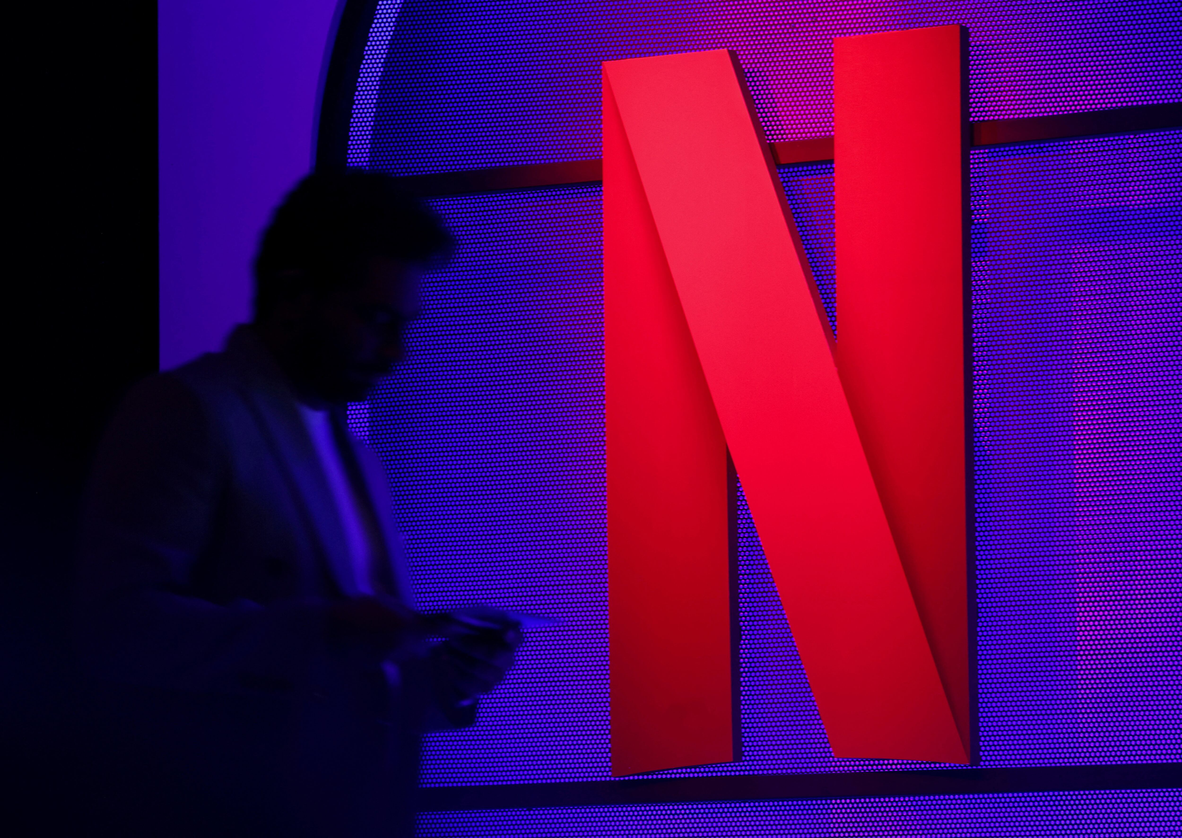 Netflix limita el servicio en dispositivos antiguos y recomienda opciones para seguir accediendo a su catálogo - REUTERS/Francis Mascarenhas/File Photo