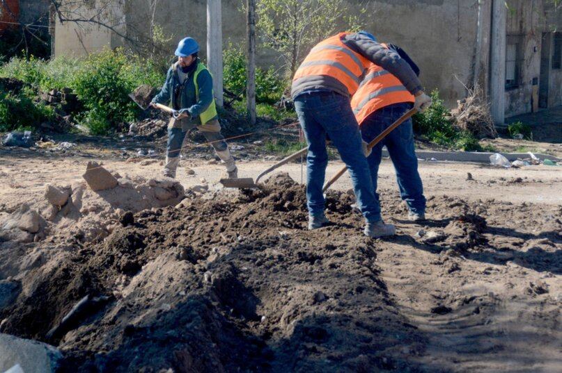 Las obras en Bahía Blanca se iniciaron en el puente de Pampa Central donde se reconstruirá la estructura y se reubicarán servicios esenciales