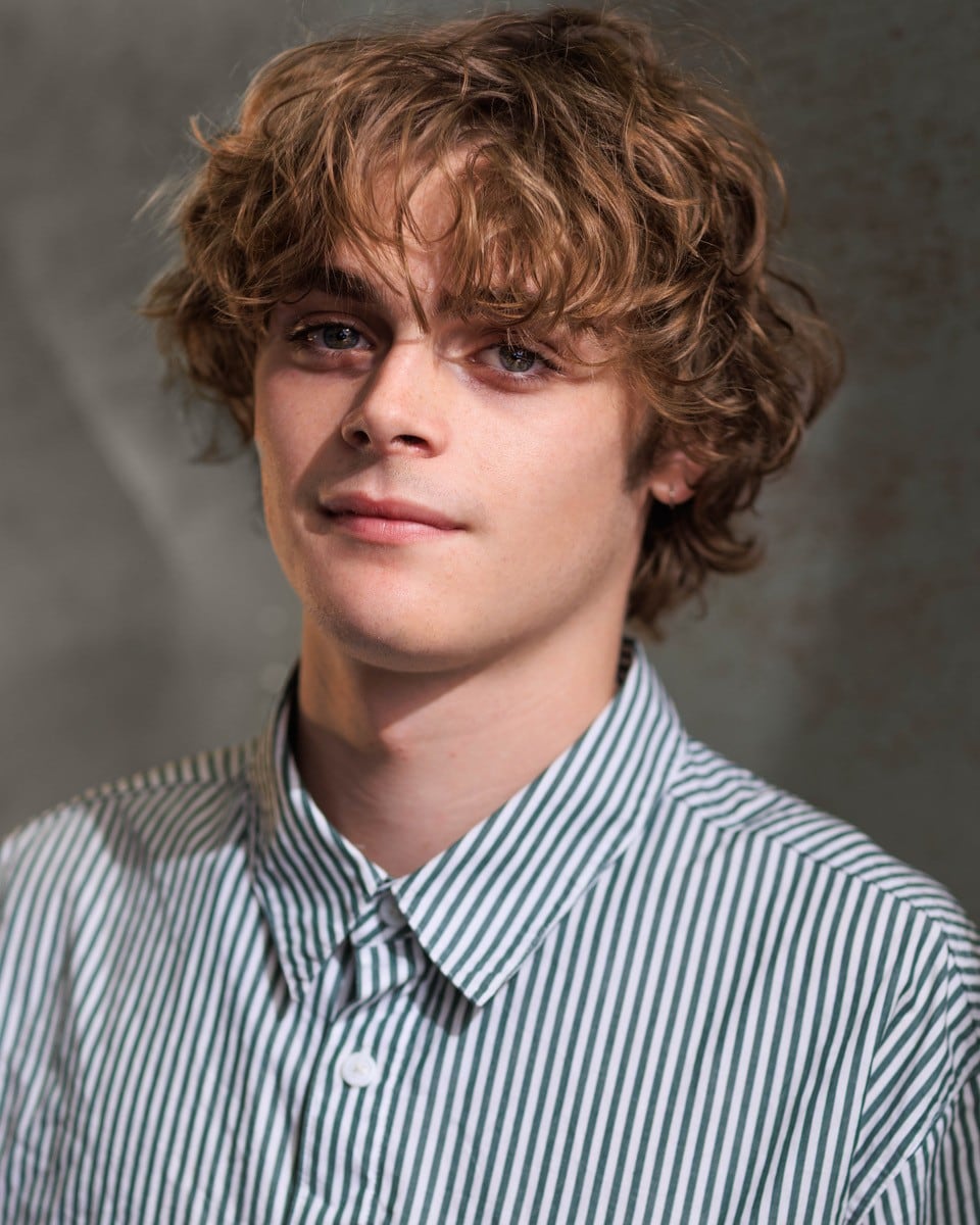 Billy Barratt interpretará al joven Tom Riddle, el personaje cuyo destino lo llevará a convertirse en Lord Voldemort (Nicholas Dawkes vía HBO Max)