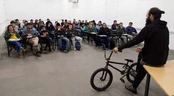 Entre los talleres de oficios