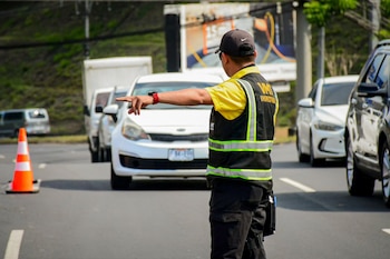 Durante la Semana Santa de 2026 se registraron 352 accidentes de tránsito en El Salvador, especialmente en zonas turísticas como La Libertad. (Foto cortesía VMT)