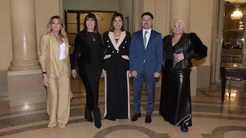 Pamela David, Moria Casán, Liliana Parodi, Sergio Siciliano y Carmen Barbieri