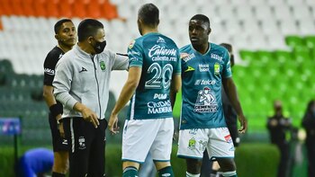 El delantero no descartó que