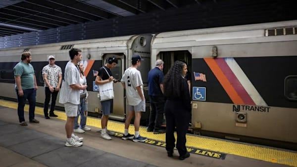 Todos los aficionados que viajen en tren hacia el MetLife Stadium deberán pasar por esta estación para completar el proceso de verificación.