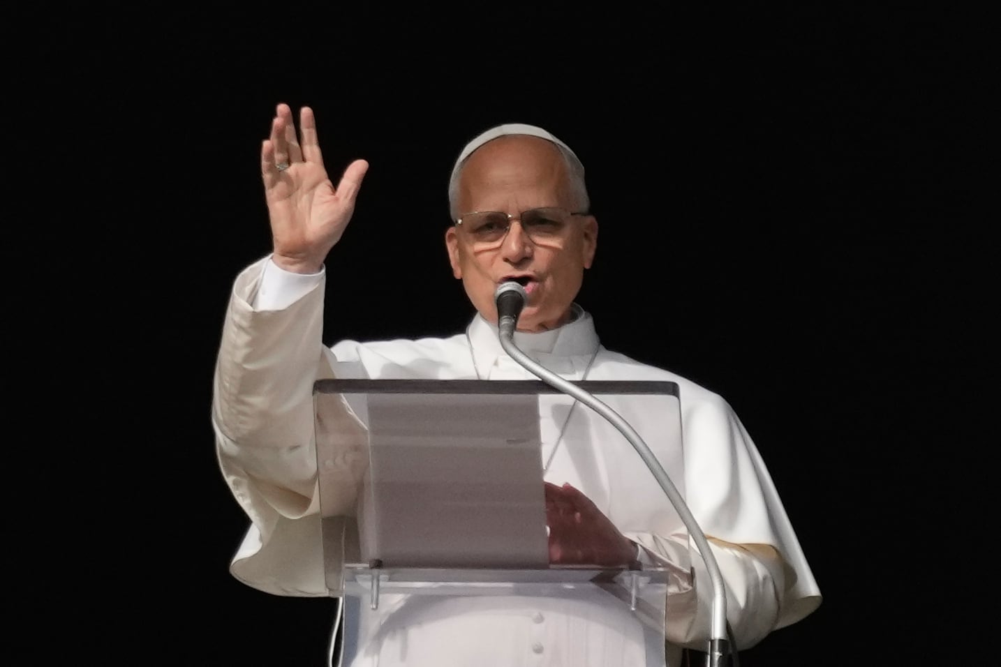 El papa León XIV instó a los altos funcionarios del Vaticano dejar de lado las ambiciones de poder y el resentimiento