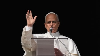 El papa León XIV instó