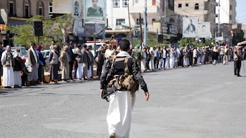 Los hutíes anuncian un ataque contra el "cuartel general" de las fuerzas saudíes en Yemen