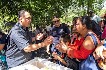 El programa municipal llevará actividades para la niñez durante octubre a cinco distritos de San Salvador (Foto cortesía alcaldía de San Salvador)