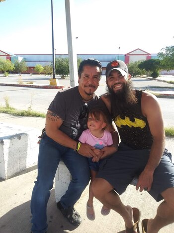 Sirena junto a su padre