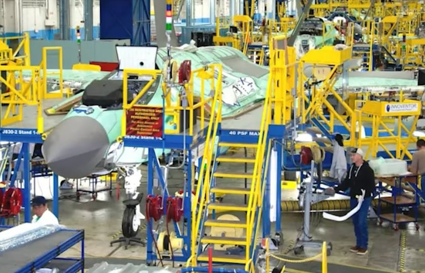 Trump planea invertir 65 mil millones de dólares en la construcción de submarinos, destructores, fragatas y un acorazado de nueva generación (Infobae en Vivo)