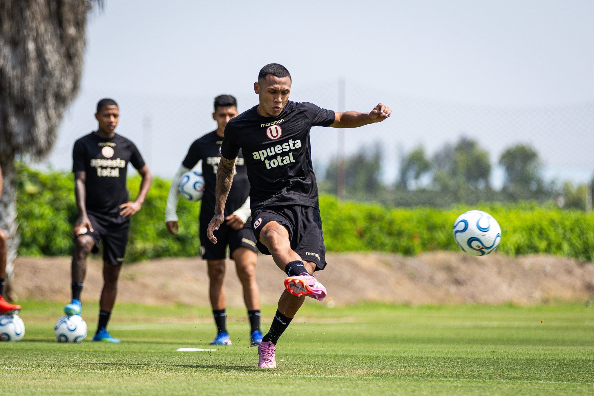Bryan Reyna será guardado para la segunda mitad del Universitario vs Coquimbo Unido.