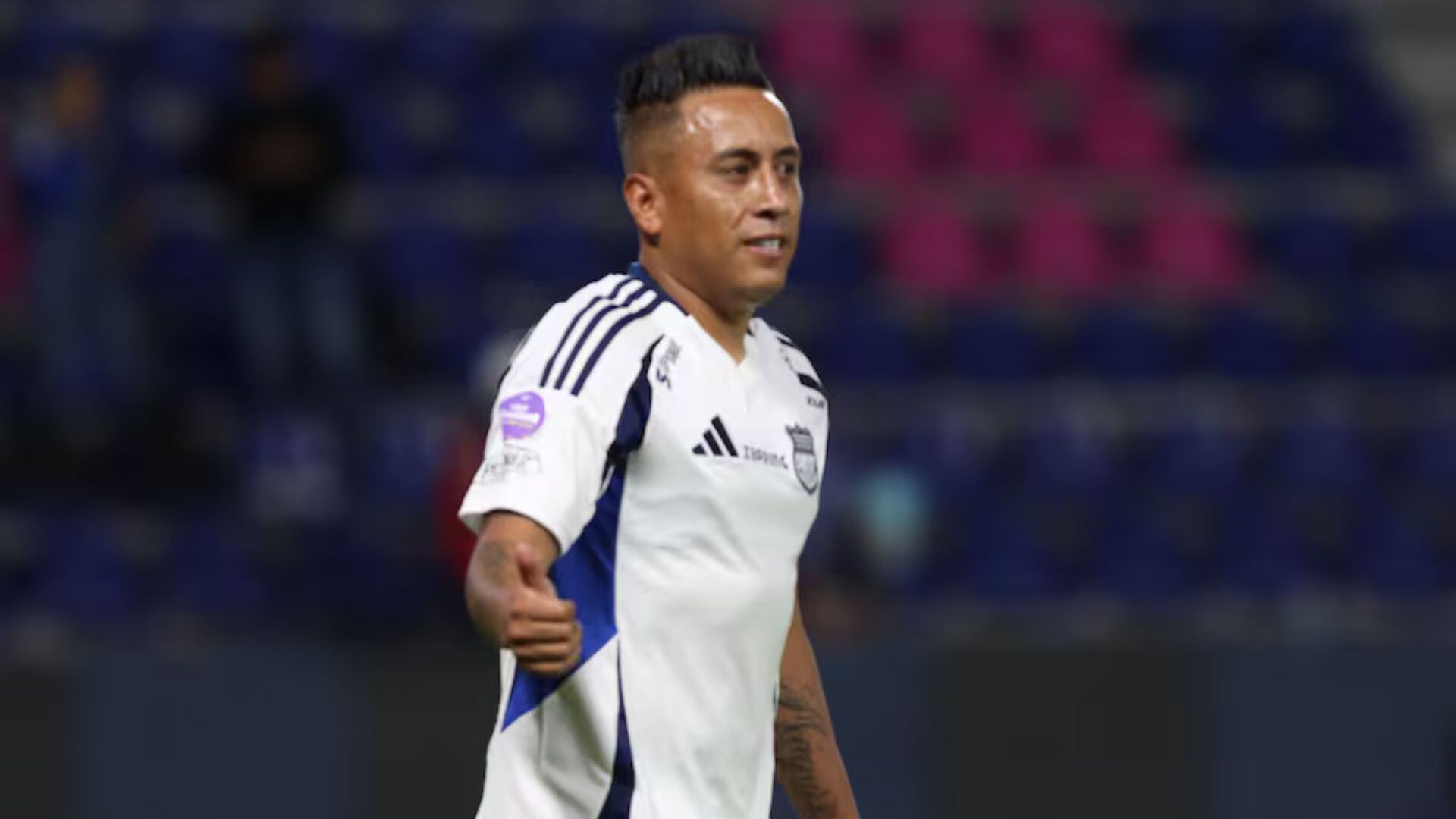 Emelec le adeuda una fuerte suma a Christian Cueva: de no amortizarle el pago enfrentará una sanción disciplinaria