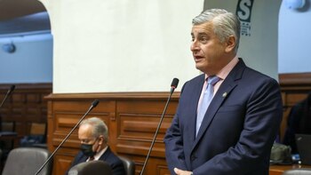 Juan Lizarzaburu es reprochado: “La