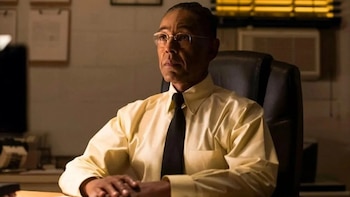 Giancarlo Esposito como Gus Fring