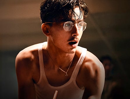 La película estará disponible en Prime Video desde el 22 de abril, generando gran expectativa por su estreno en streaming.(A24)