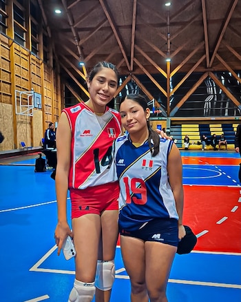 Vannia Adrianzén y Kiara Lazo, ambas jugadoras de Deportivo Géminis, se proclamaron campeonas de la Copa Pacífico.