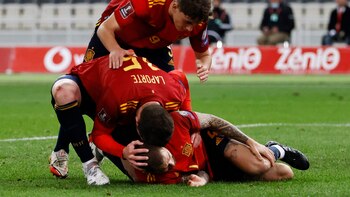 España, con gol de Álvaro