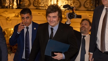 Milei llama "dictador" a Sánchez y dice que fomentó la "invasión" de Ceuta porque "cada inmigrante es un voto"