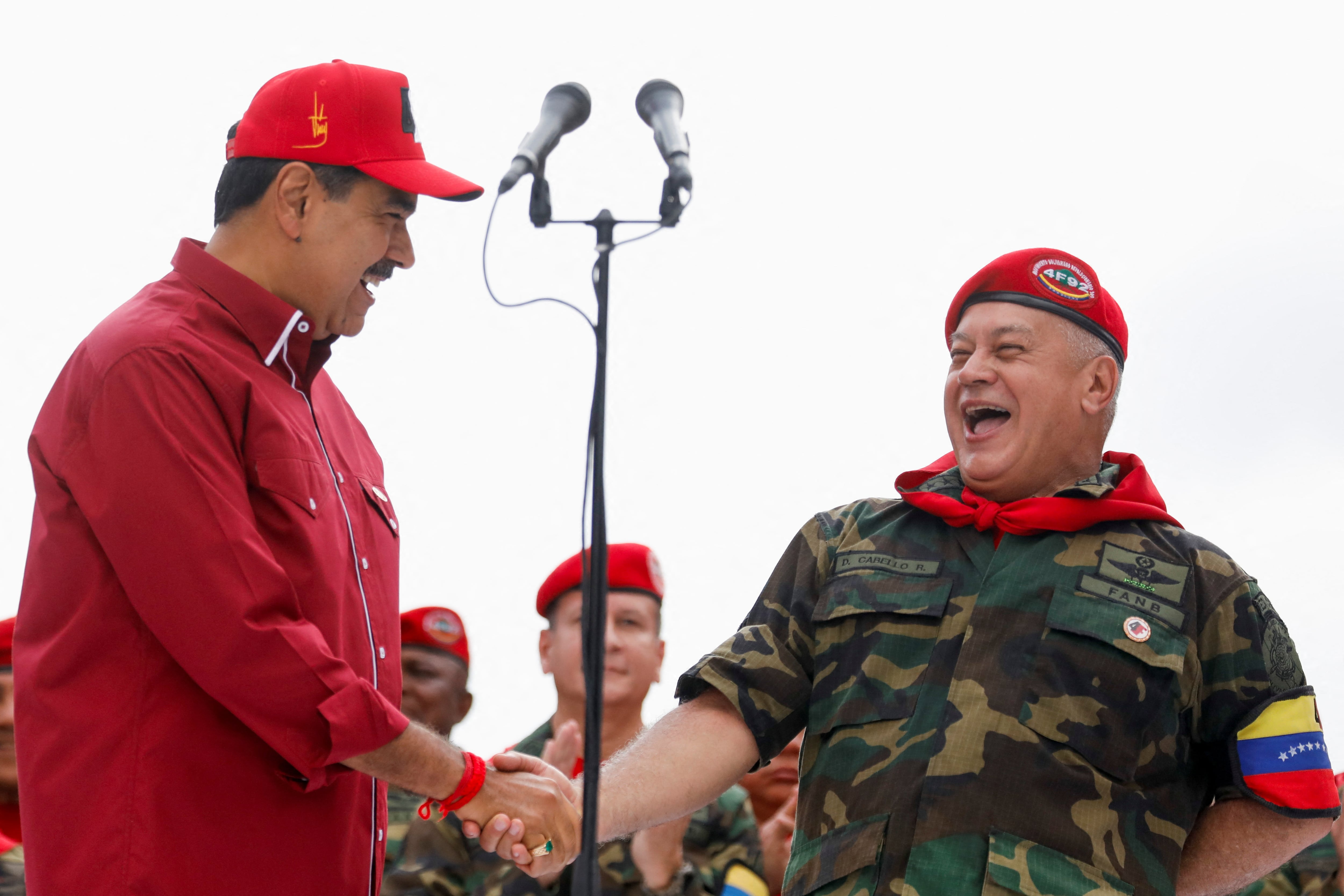 Maduro y Diosdado Cabello está acusados por EEUU de liderar el Cártel de los Soles en Venezuela (REUTERS/Leonardo Fernandez Viloria)