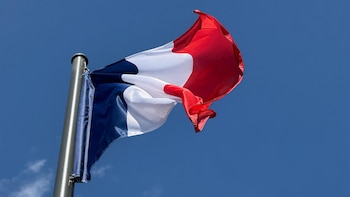 París pide la liberación del